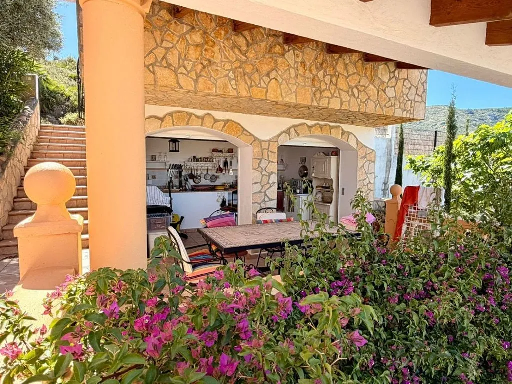 Terrass - Chalet with Pool and Terrace in Pedreguer