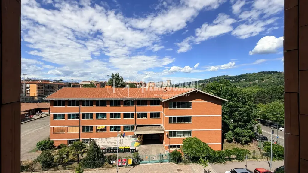 Välivaade - Quadruplex with Alpine View in Turin
