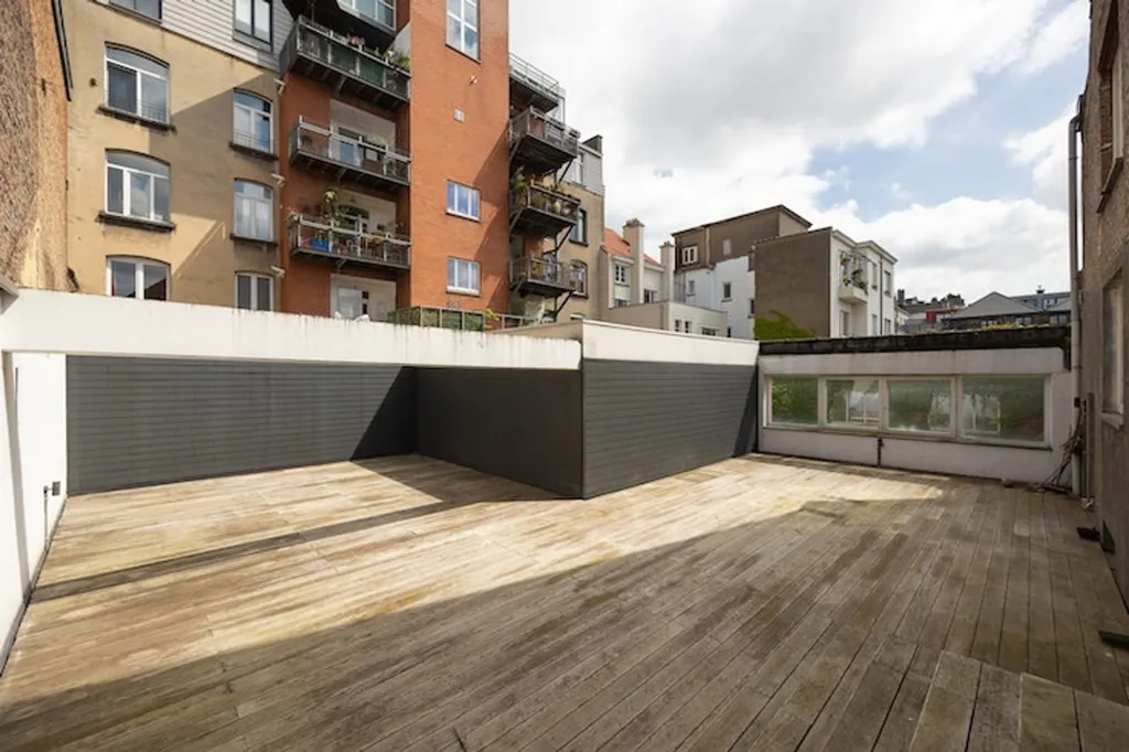 Terrasse - Loft Spacieux avec Terrasse en Centre-ville de Bruxelles