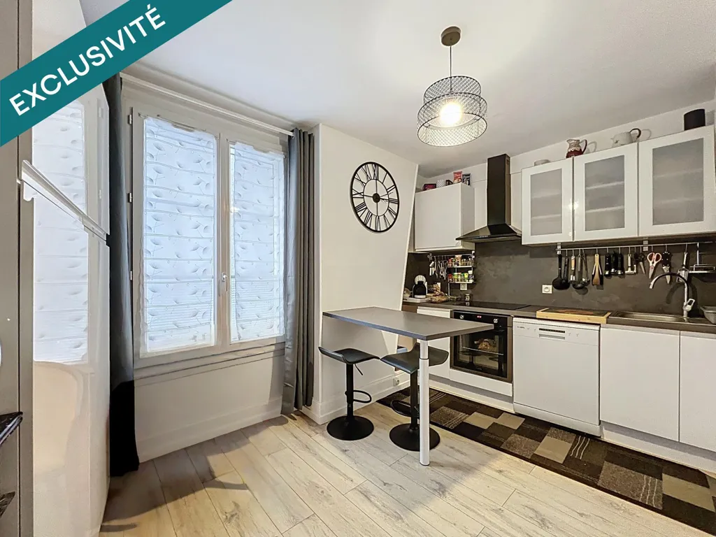 Cuisine - Maison de Ville Rénovée avec Jardin à Bléré