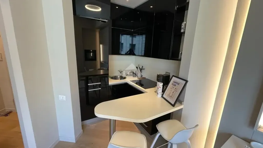 Cucina - Rearranged 2-Bedroom in Central Milan
