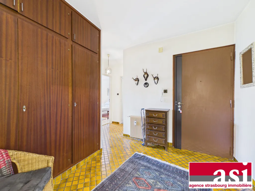 Entrée - Appartement 4 Pièces avec Balcon Ouest à Bischheim