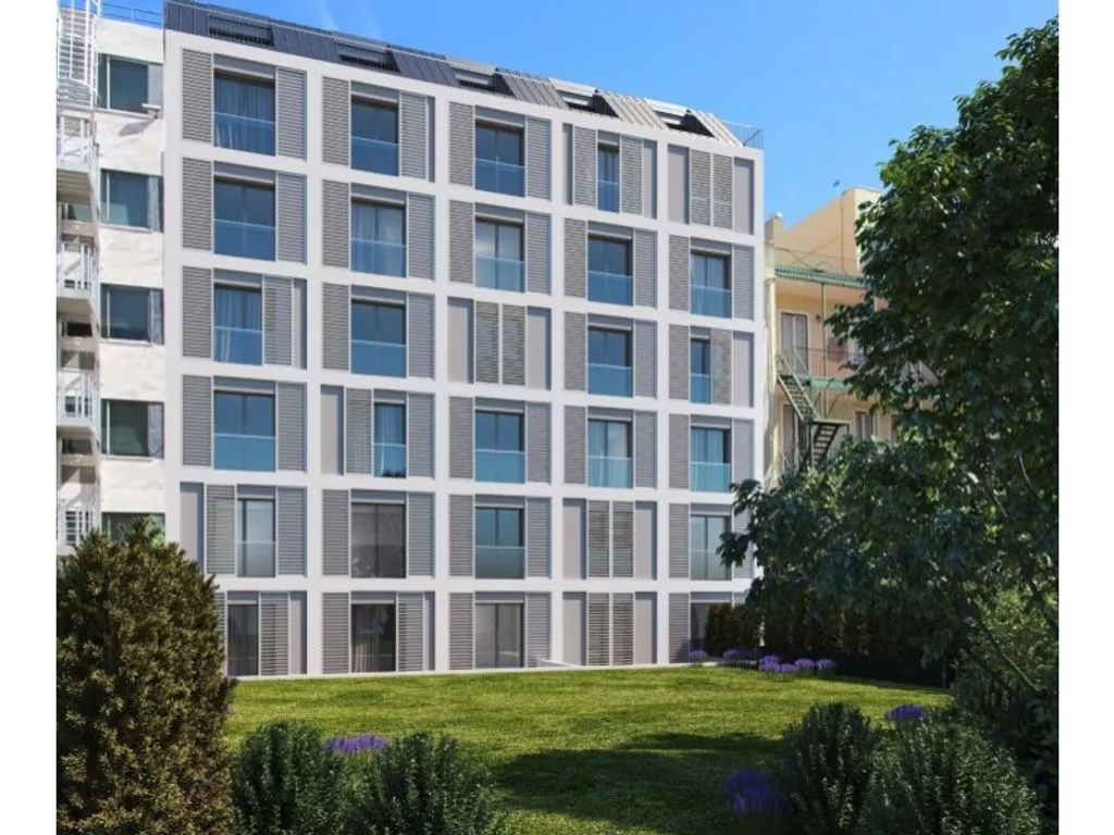 Luxury Flat with Balcony in Avenidas Novas