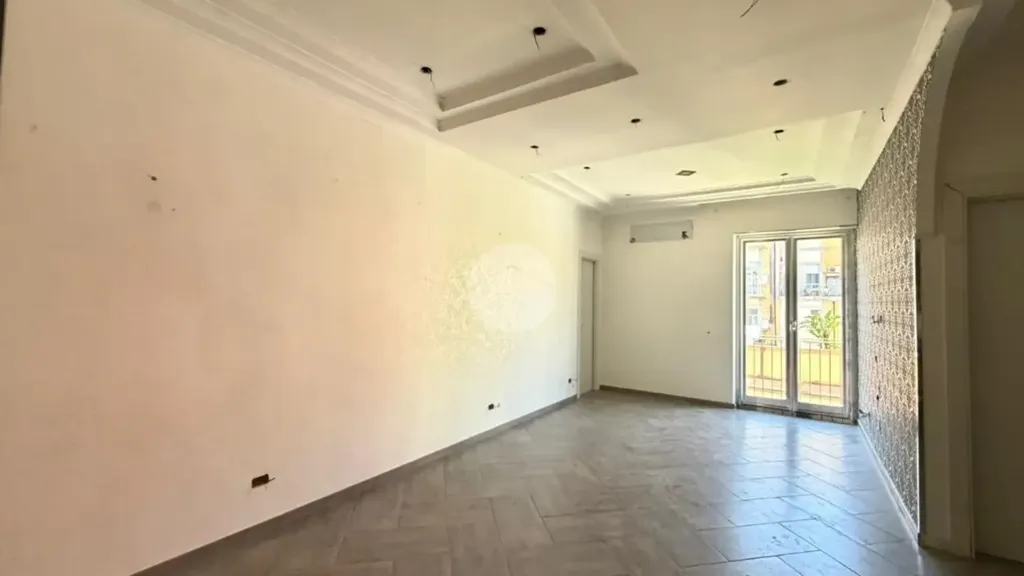 Pièces - Rustic Apartment with Balconies in Naples