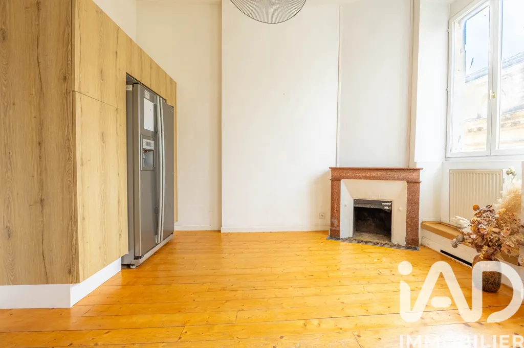 Soggiorno - Duplex Apartment with Garonne View in Bordeaux