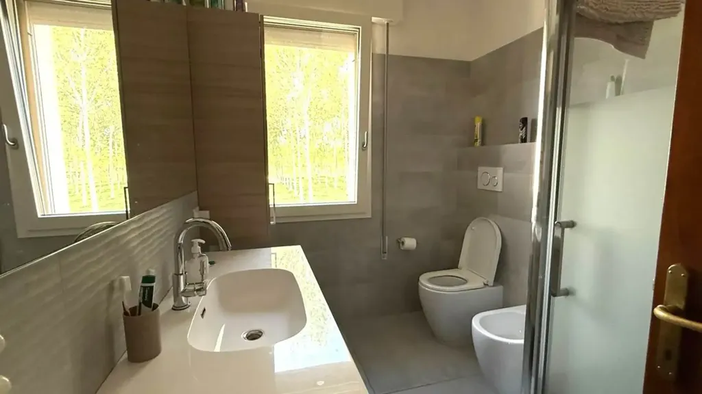 Salles de bain - Rustic Bifamiliar Villa with Garden in Treviso