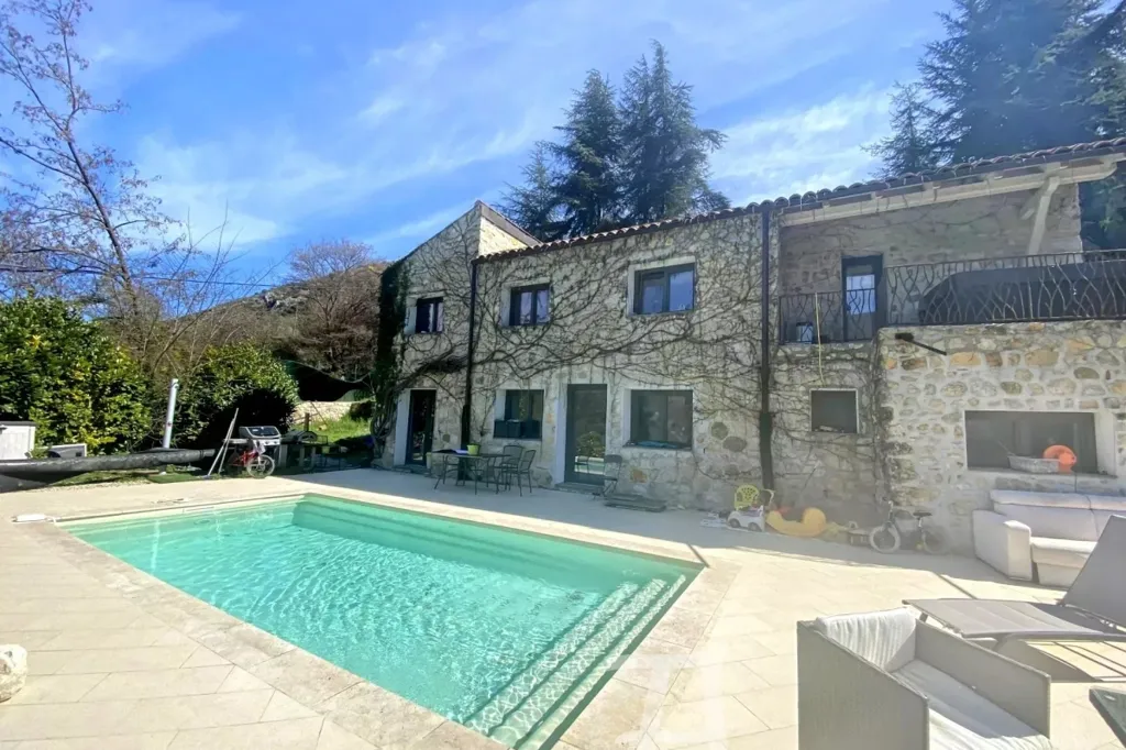 Bassein - Villa with Pool and Panoramic View in Sospel