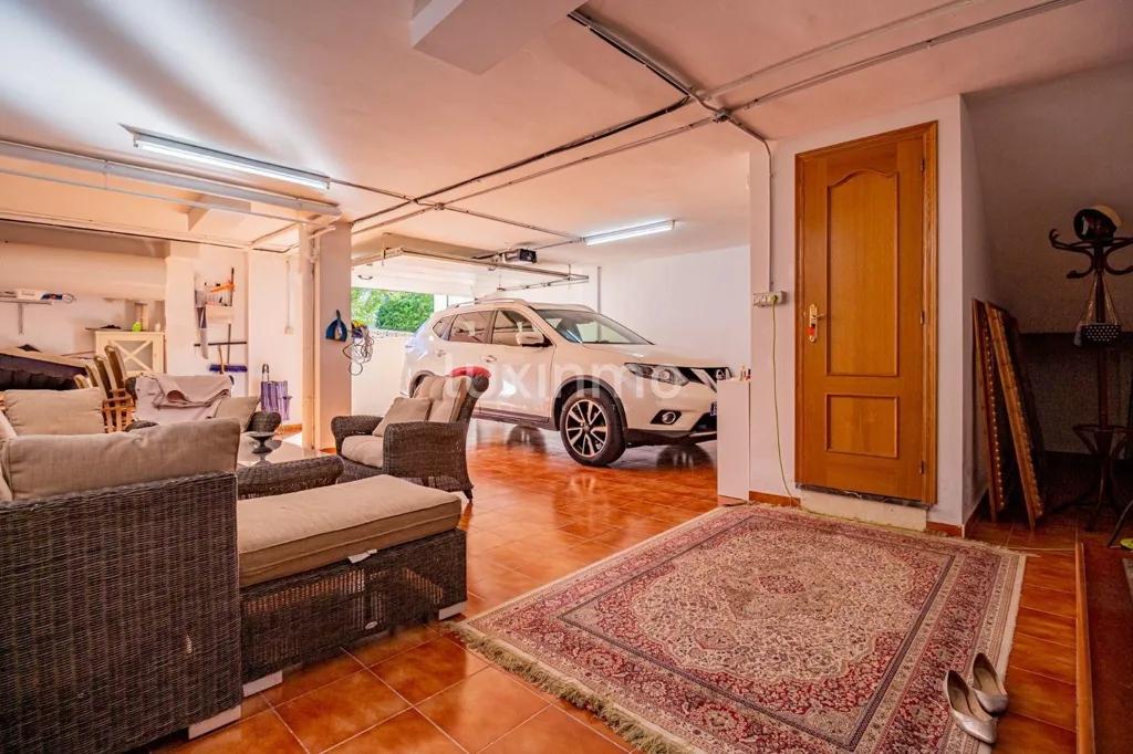 Garaaž - Mediterranean Villa with Pool in L'Albir-Zona Playa