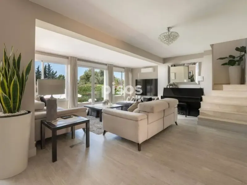 Séjour - Detached Villa with Private Pool in Río Real, Marbella