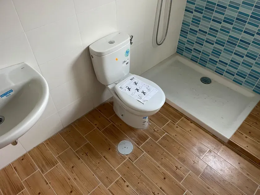 Bathrooms - Chalet with Garden near Avila