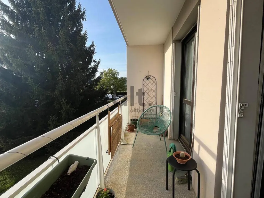 Rõdu - 3-Bed Apartment with Balcony in Meythet