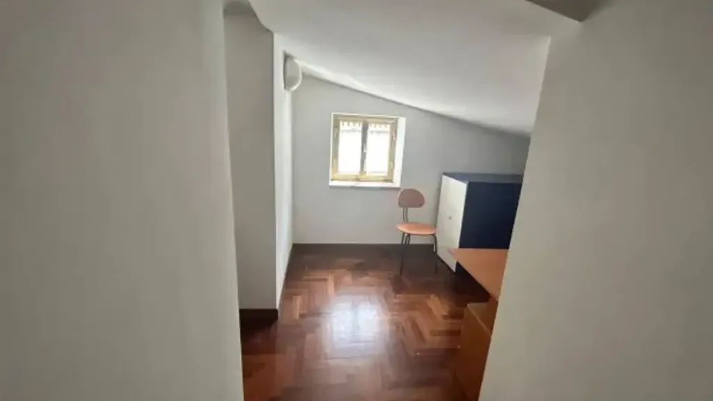 Appartement 4 pièces à IT