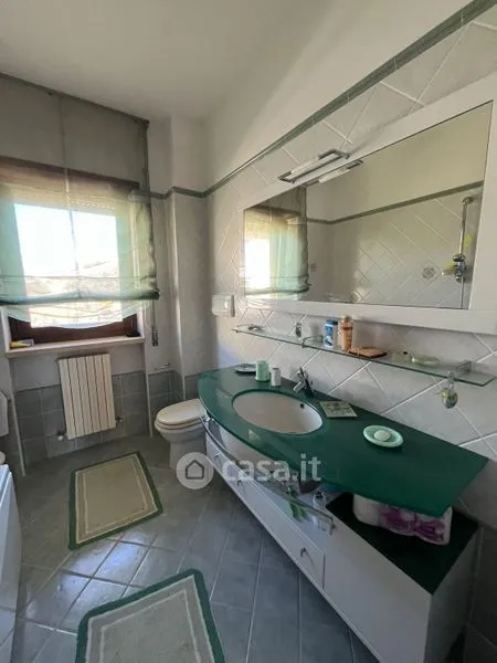 Vannitoad - Rearranged Apartment with Balcony in Tito