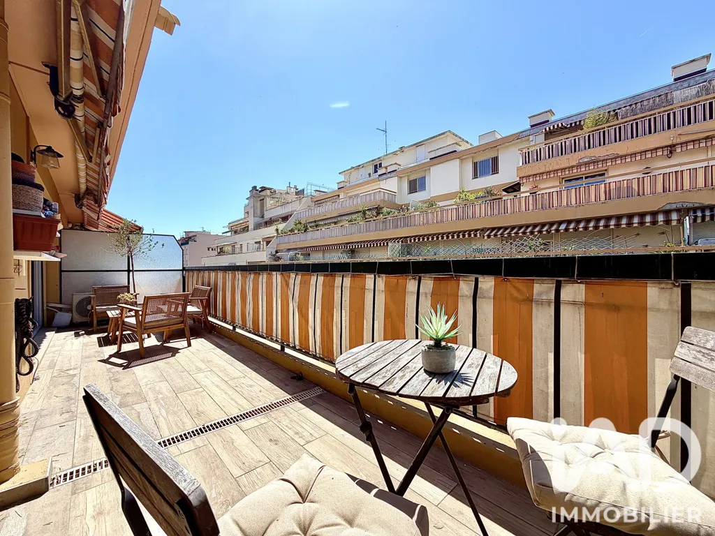 Rõdu - Apartment with Balcony in Nice