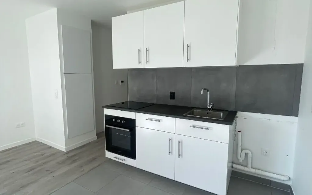 Cuisine - Studio avec Balcon et Parking à Dugny