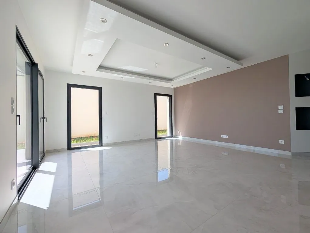 Living Room - Contemporary House with Pool in Perrigny-lès-Dijon