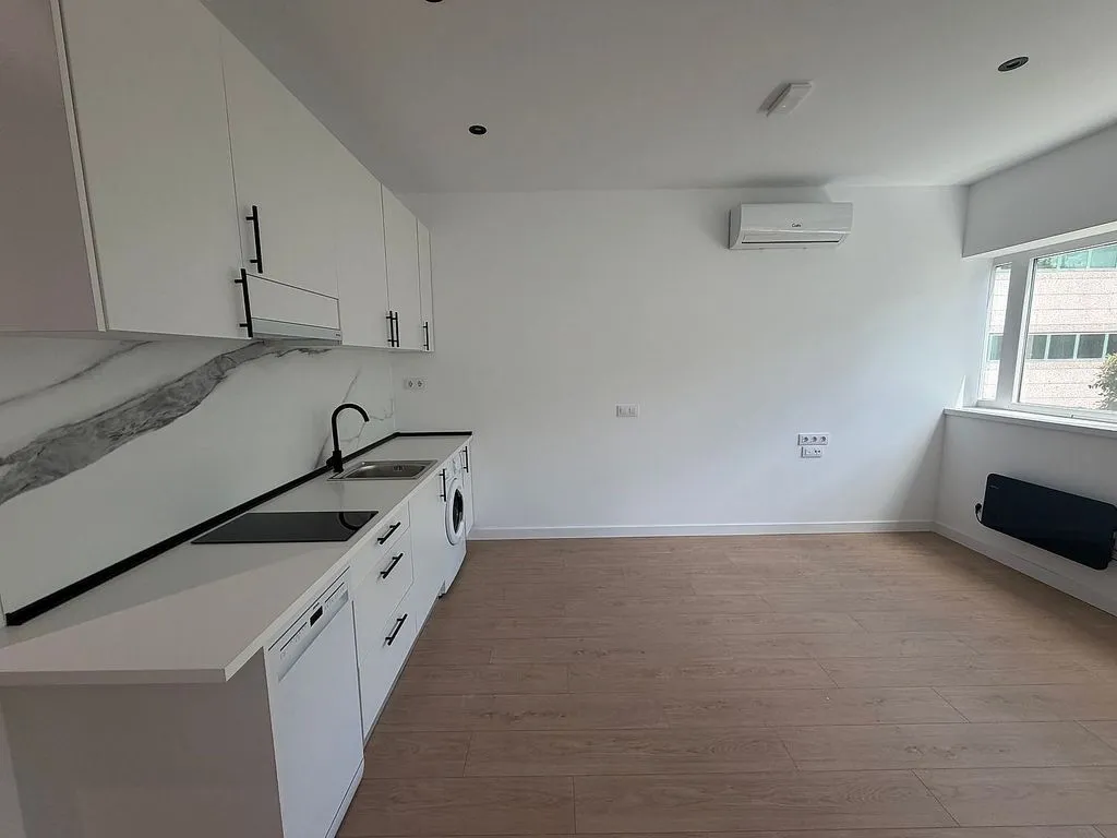 Cuisine - Loft with Air Conditioning in Industrial North