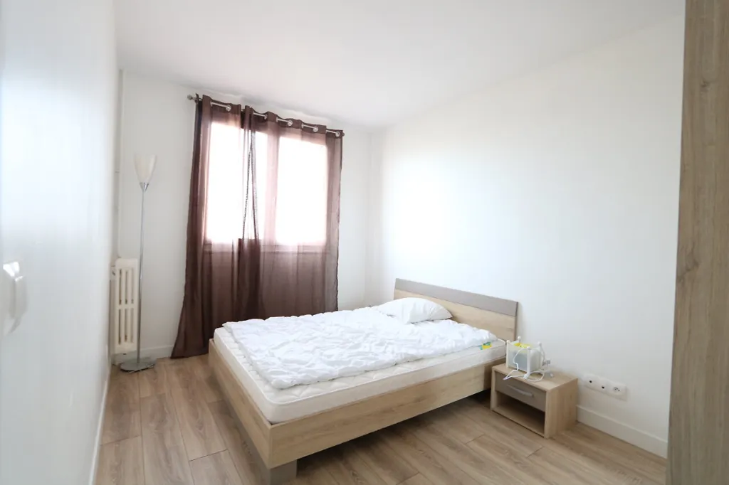 Magamistoad - Refurbished Flat with Balcony in Orléans