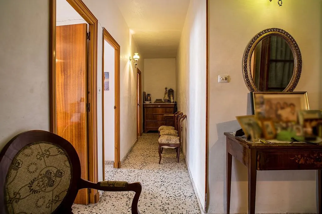 Esik - Terraced House with Air Conditioning in Pinós