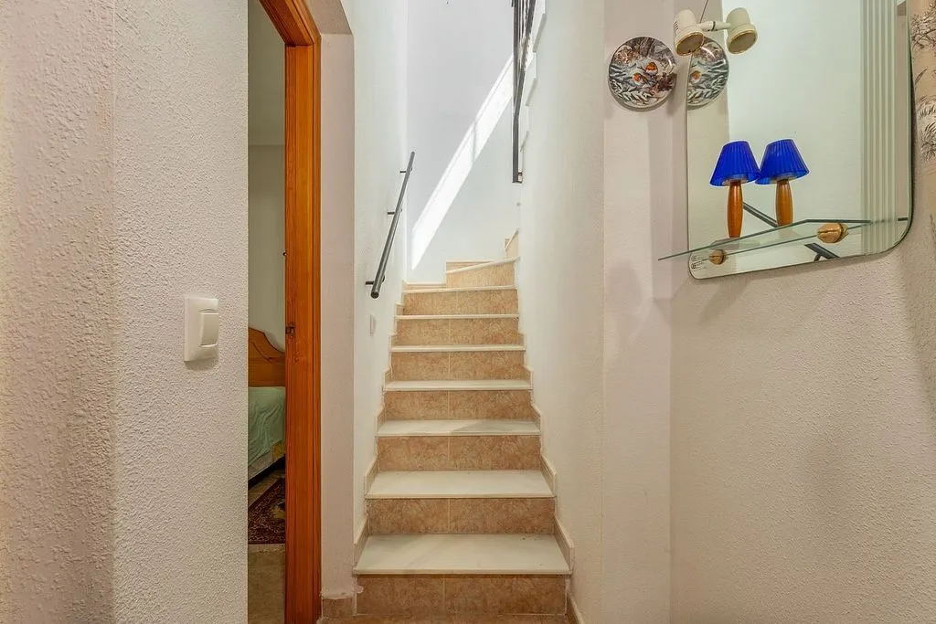 Pièces - Semi-Detached House with Pool in Torrevieja