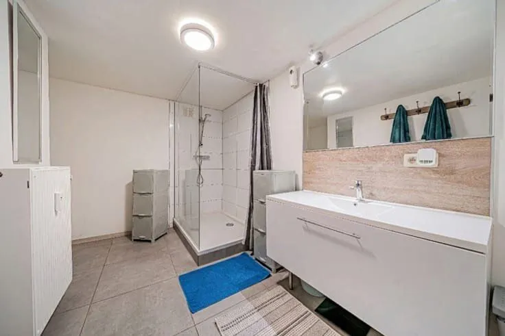 Salles de bain - Appartement Rue de l'Hospice à Bassenge