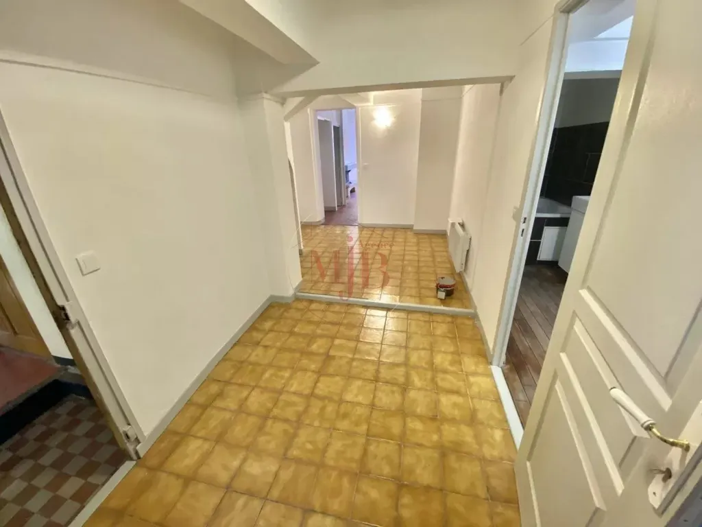 Entrée - Appartement 4 Pièces Lumineux à Aix-en-Provence