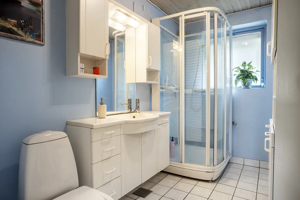 Vannitoad - Villa with River Access in Lysbro
