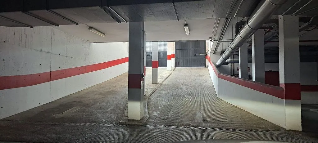 Garage - 1-Bed Apartment with Pool on Avenida Del Decano