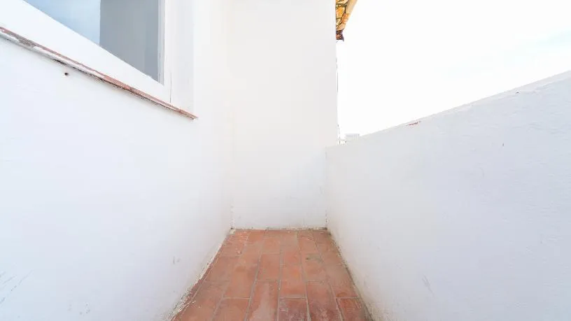 Terrass - Apartment with Garden Access in Badalona