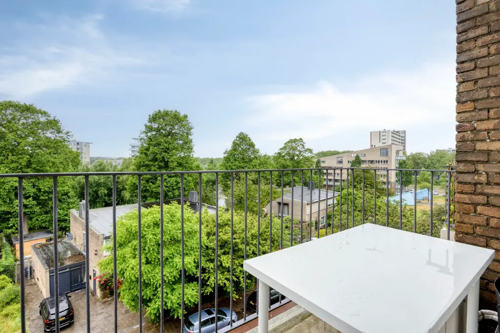 Balcon - Maisonnette with Three Balconies in Schiedam