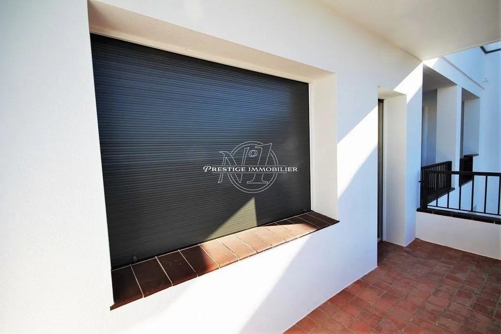 Terrass - Luxury Apartments with Commercial Space in Roses