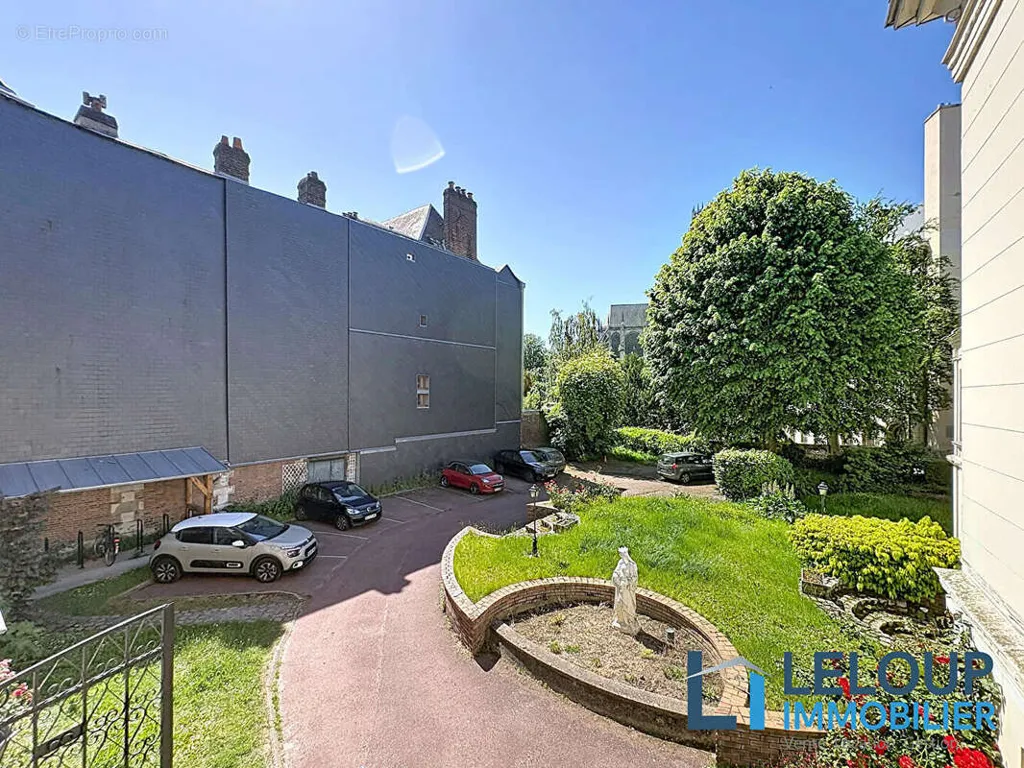 Jardin - Duplex 2 Pièces avec Parking Privatif près de l'Hôtel de Ville