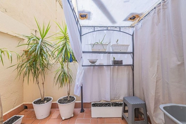 Aed - Apartment with Potential in Sant Antoni, Barcelona