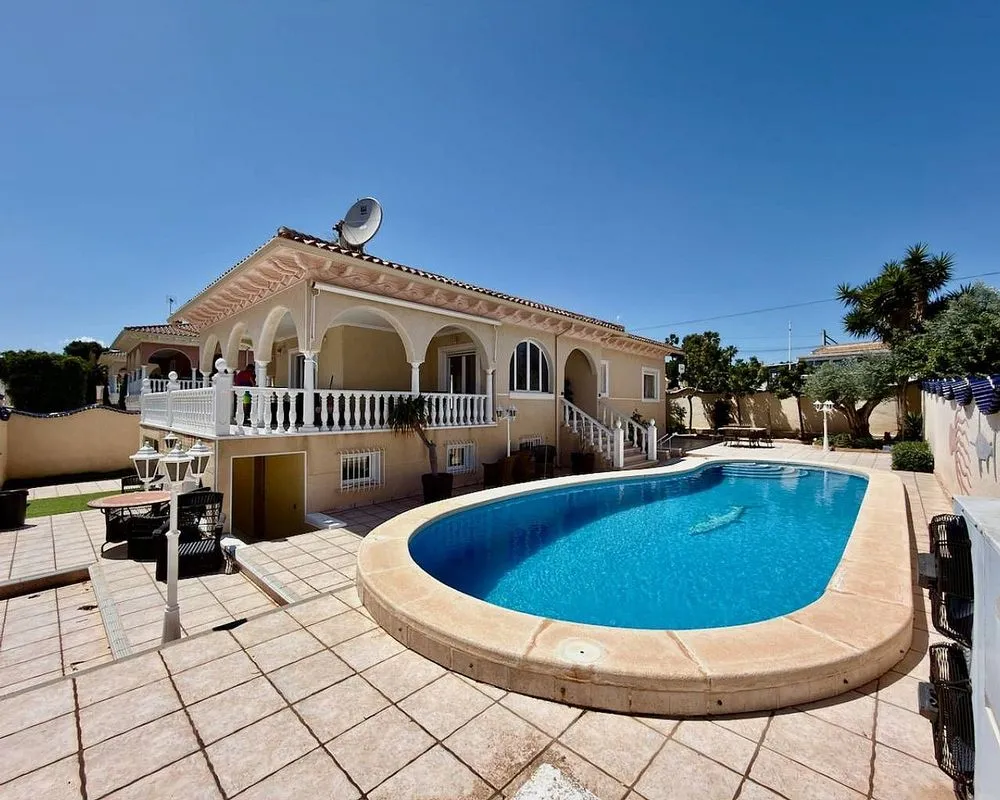 pool_area