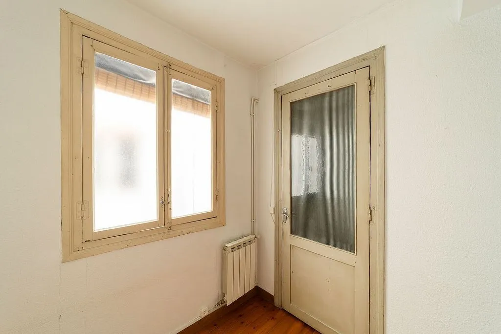 Pièces - Furnished Flat with Balcony in Pamplona