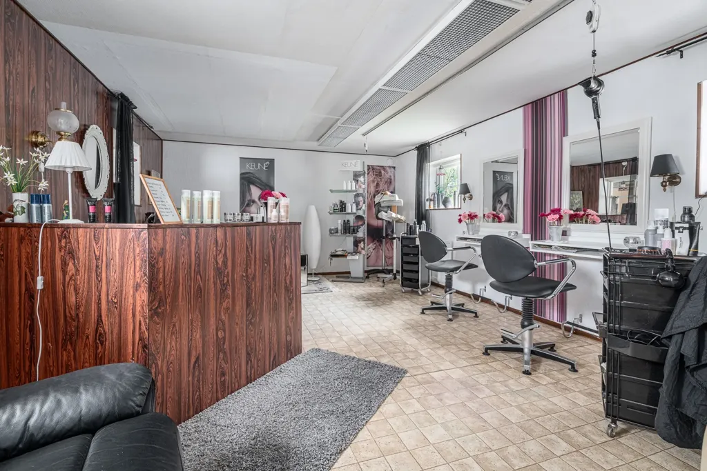 Kabinet - Spacious House with Pool in Skåne