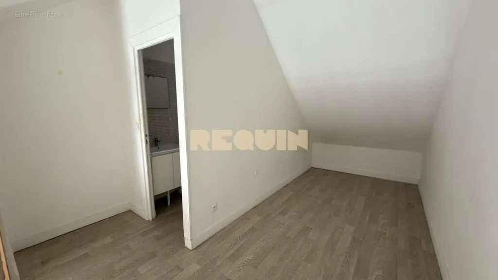 Toad - Duplex Apartment with Balcony in Lille Wazemmes