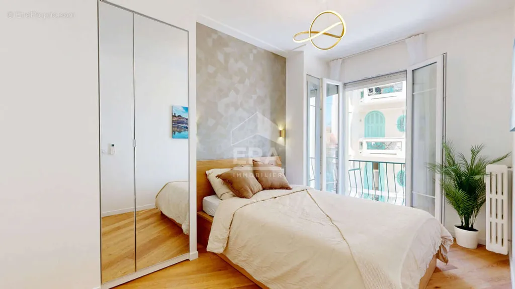 Chambres - Appartement Traversant avec Terrasse à Nice