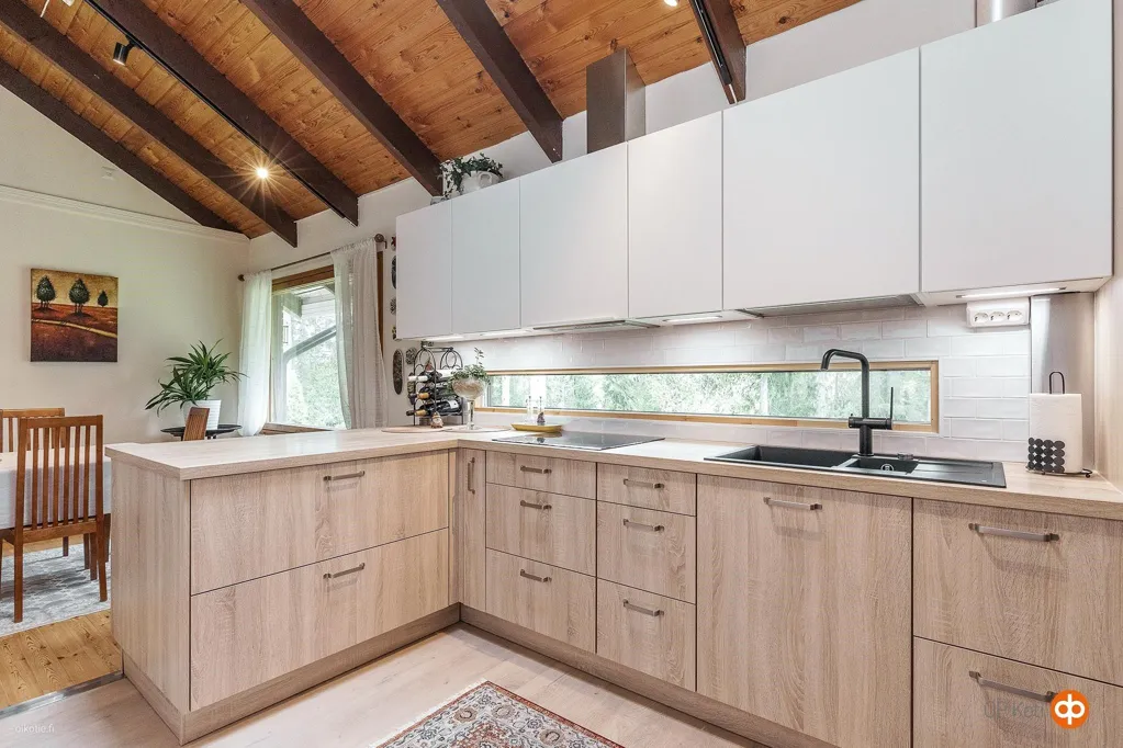 Cucina - Architectural House with Garden in Halikko