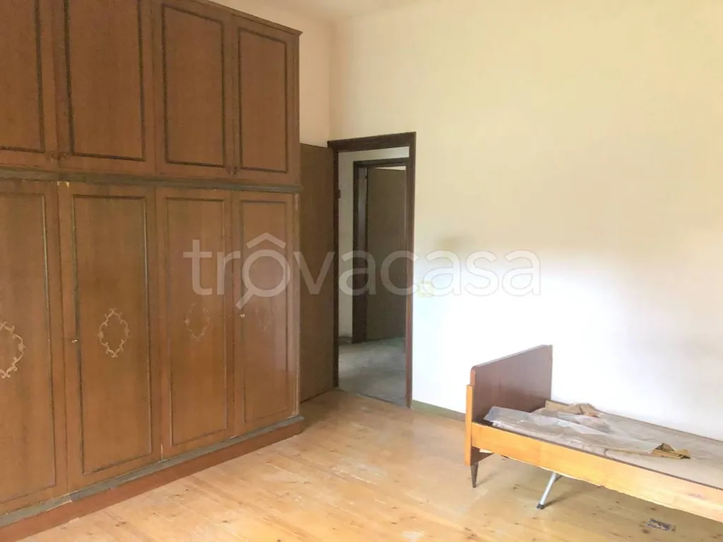 Magamistoad - Villa for Renovation with Garden in Cormons