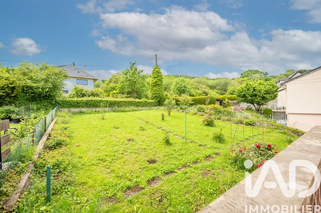 Jardin - Maison Mitoyenne avec Terrasse dans Environnement Calme