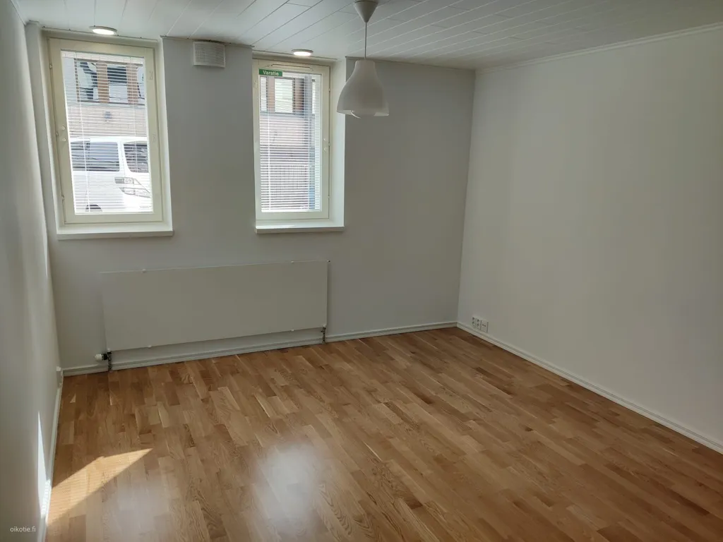 Toad - Modernised Apartment with Garden in Oulu Centre