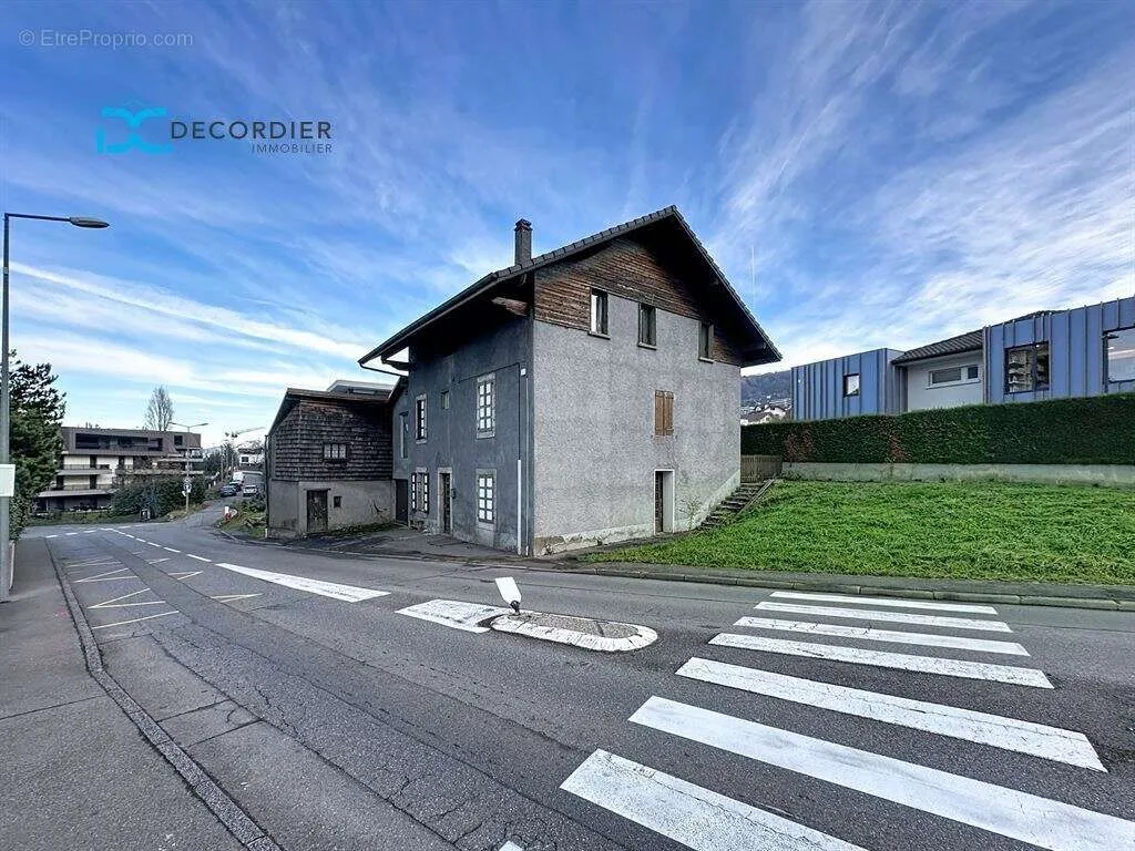 5-toaline korter asukohas Evian-Les-Bains