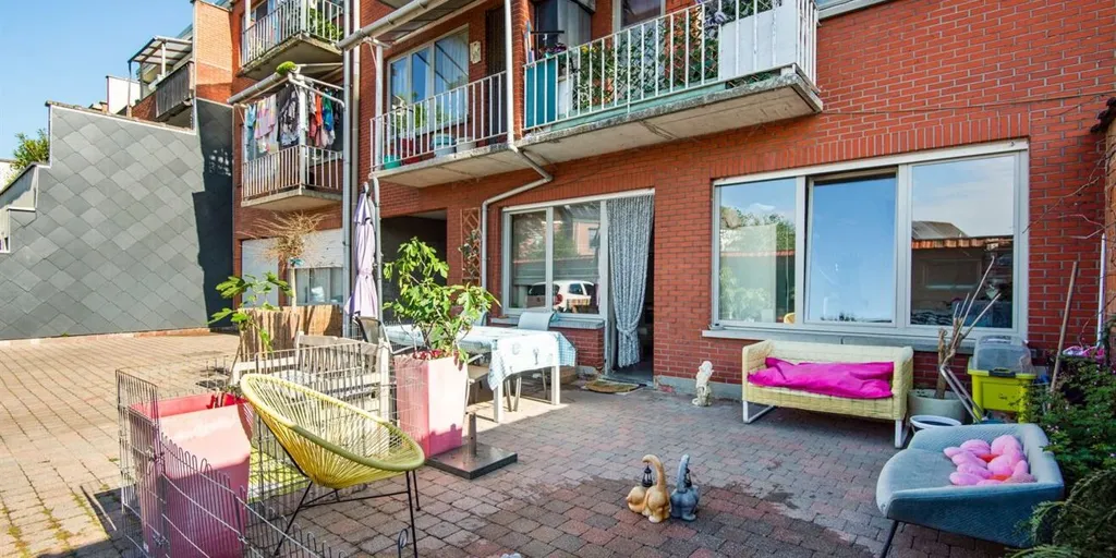 Aed - Apartment with Garage in Mortsel