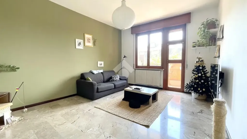 Elutuba - 3-Bedroom Apartment with Balcony in Cornaredo