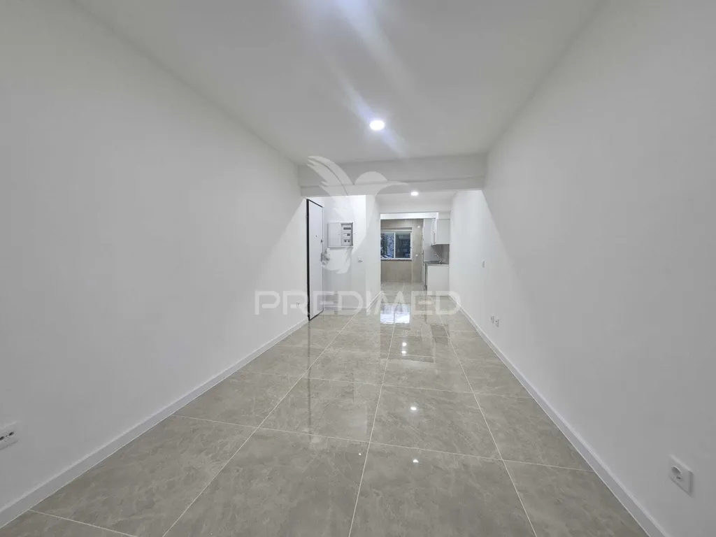 Entrée - Remodelled T2 with Suite in Cova da Piedade