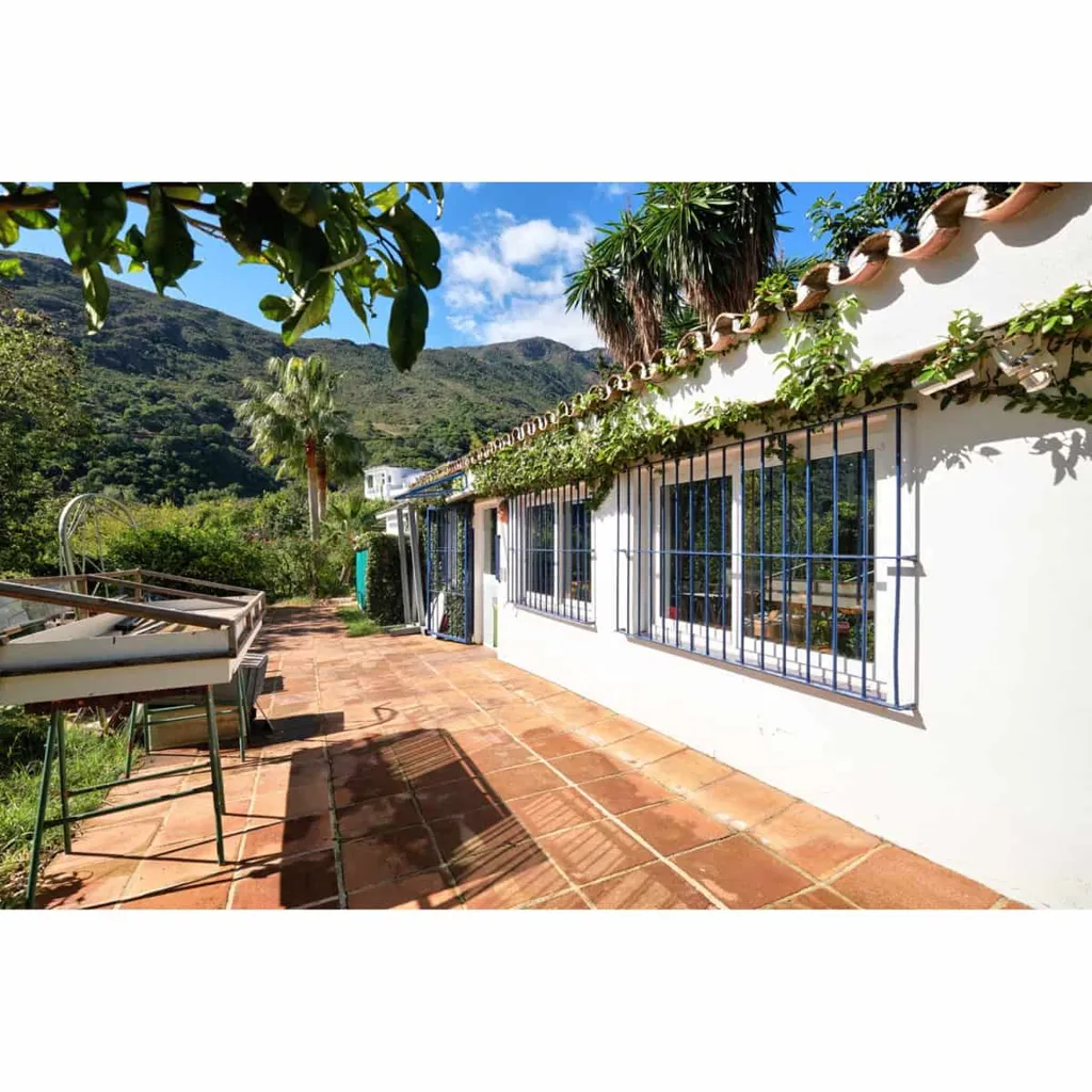 Terrace - Villa with Private Pool near Estepona