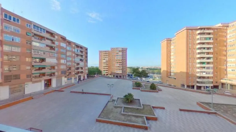 Balcon - Family-Size Flat with Central Location in Tarragona