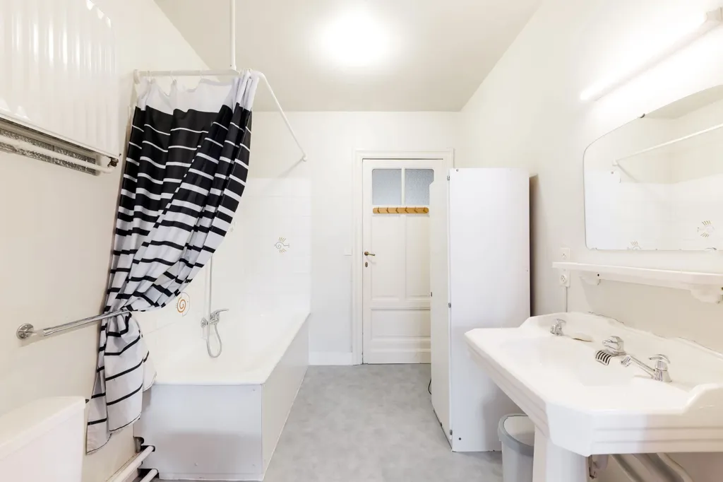 Salles de bain - Maison de Maître avec Jardin dans le Quartier des Fleurs à Schaerbeek