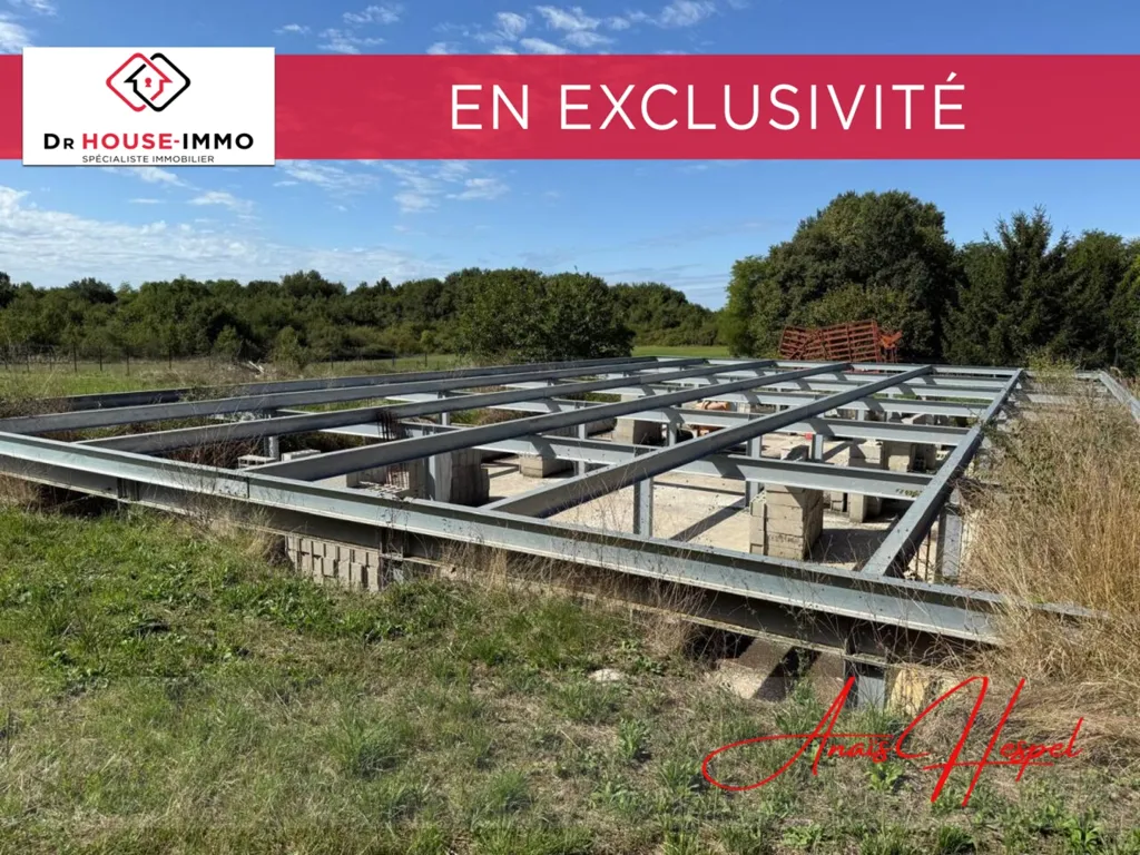 Jardin - Terrain Constructible avec Début de Construction à Frontenac
